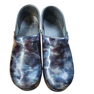 DANSKO CLOGS 39 PATENT LEATHER Metallic BLUE TEAL MARBLED Shoes US 8.5-9